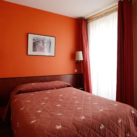 Pierre Nicole Hotel