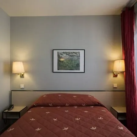 Pierre Nicole Hotel Parigi