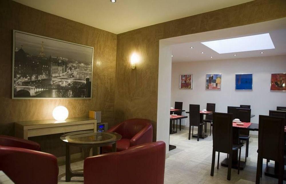 Hotel Pierre Nicole Parigi