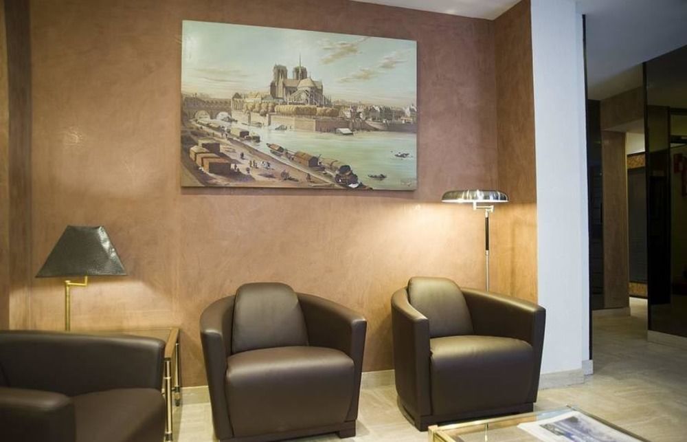 Pierre Nicole Hotel Paris