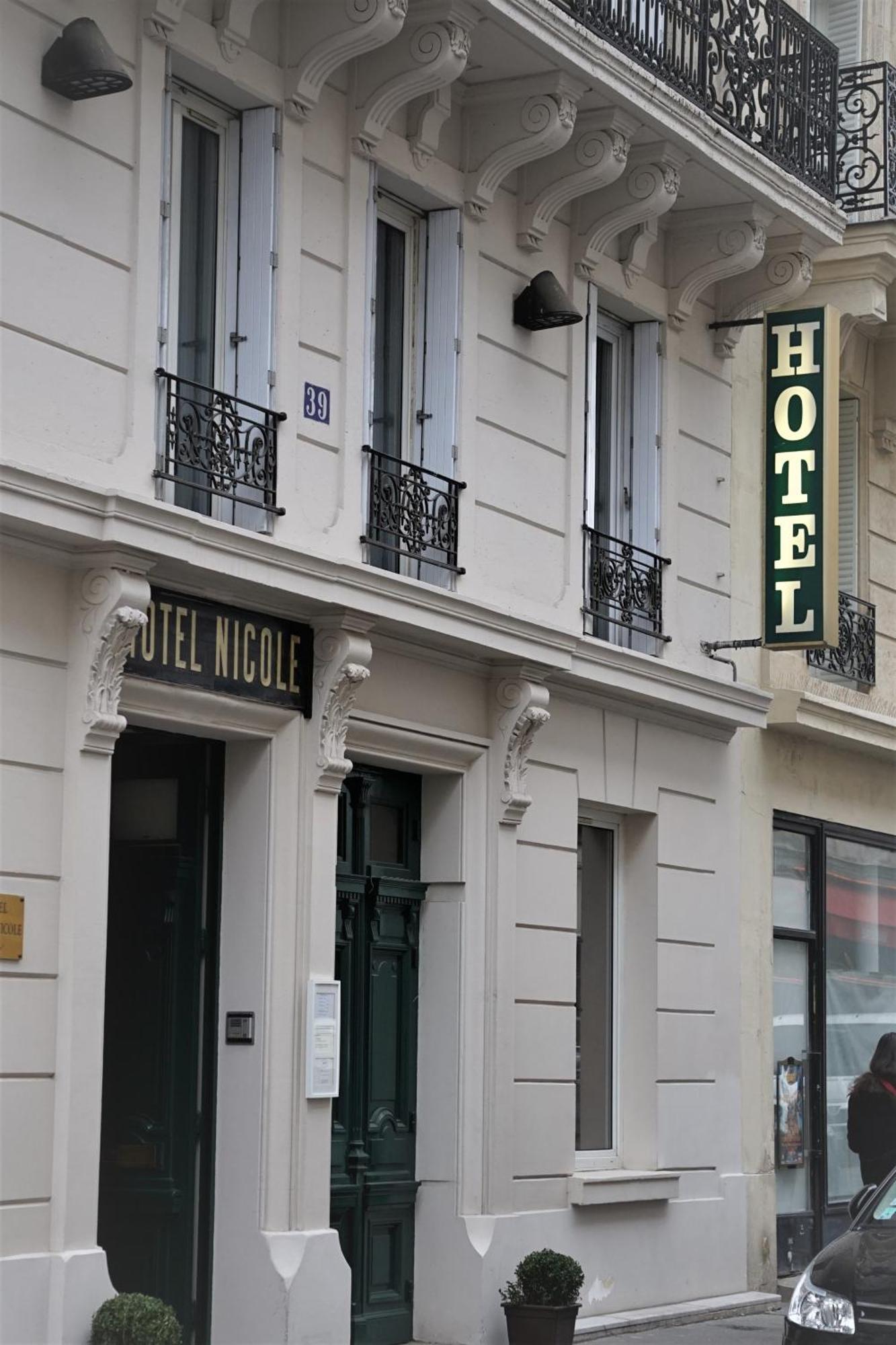 Pierre Nicole Hotel 2*