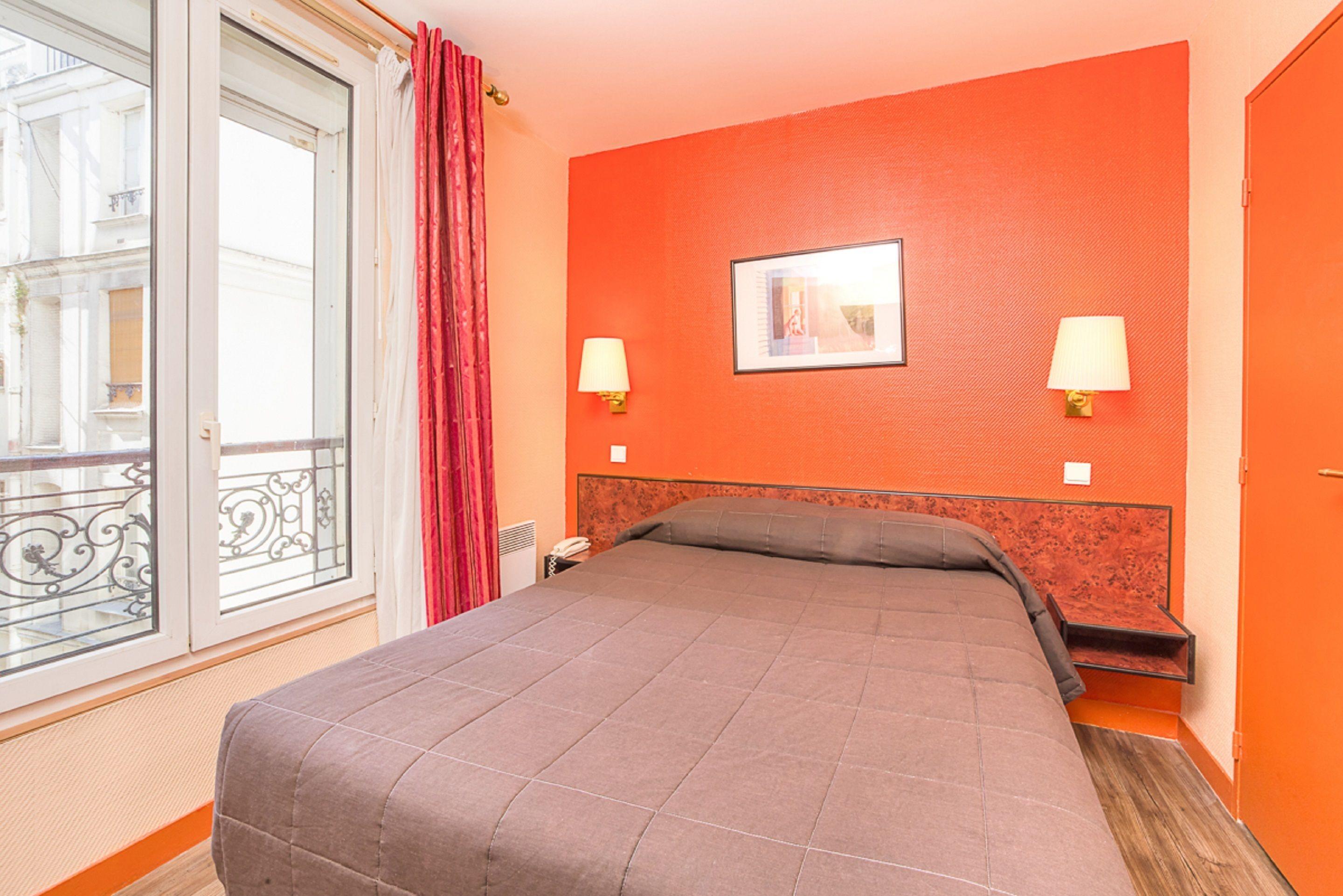 Pierre Nicole Hotel Paris