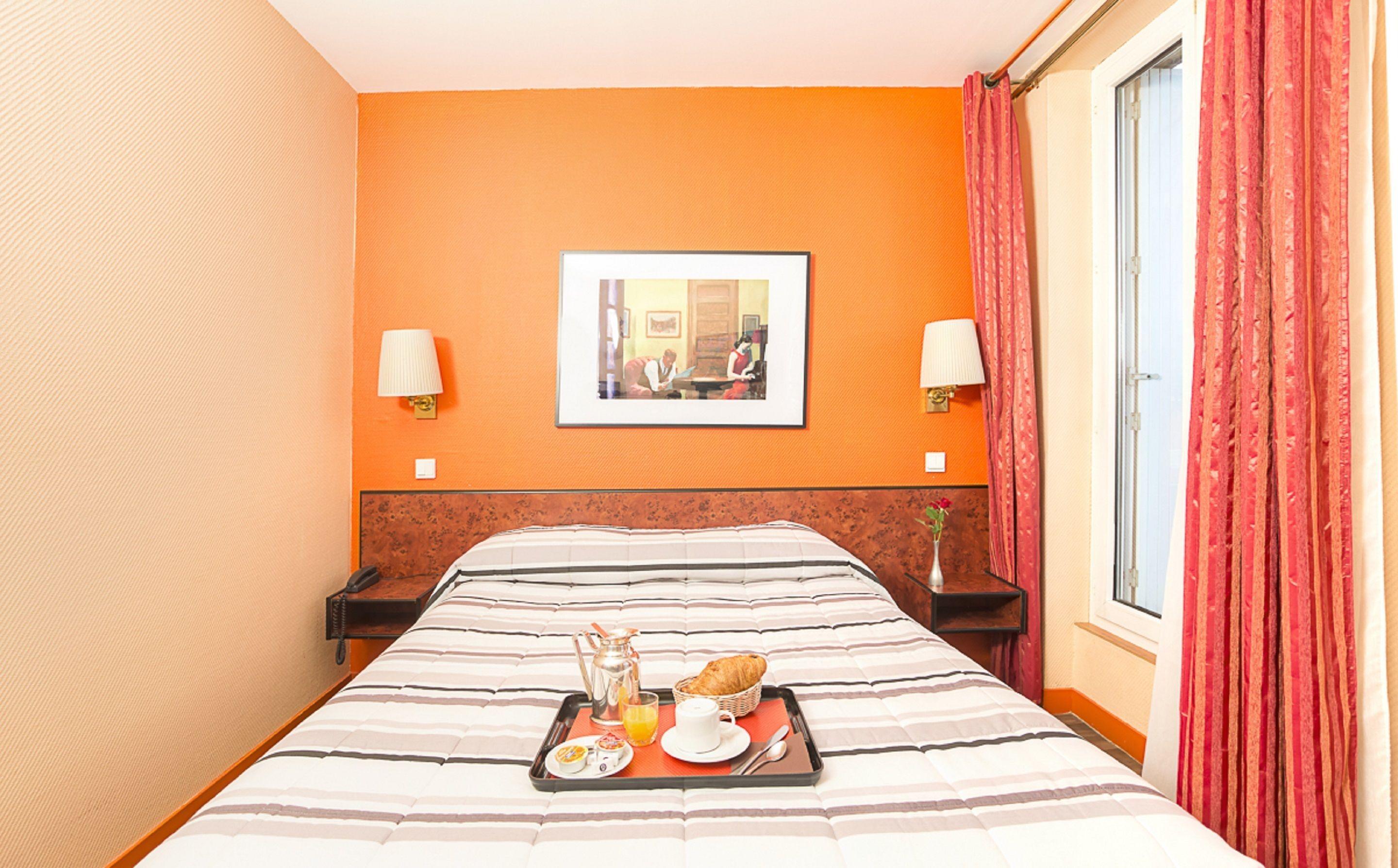 Pierre Nicole Hotel 2*