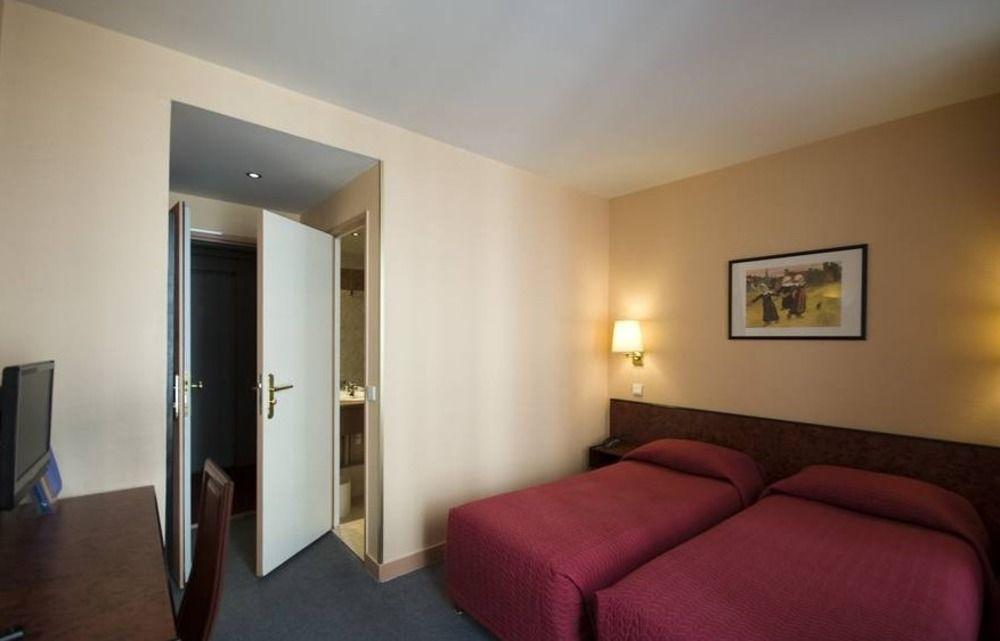 Hotel Pierre Nicole 2*